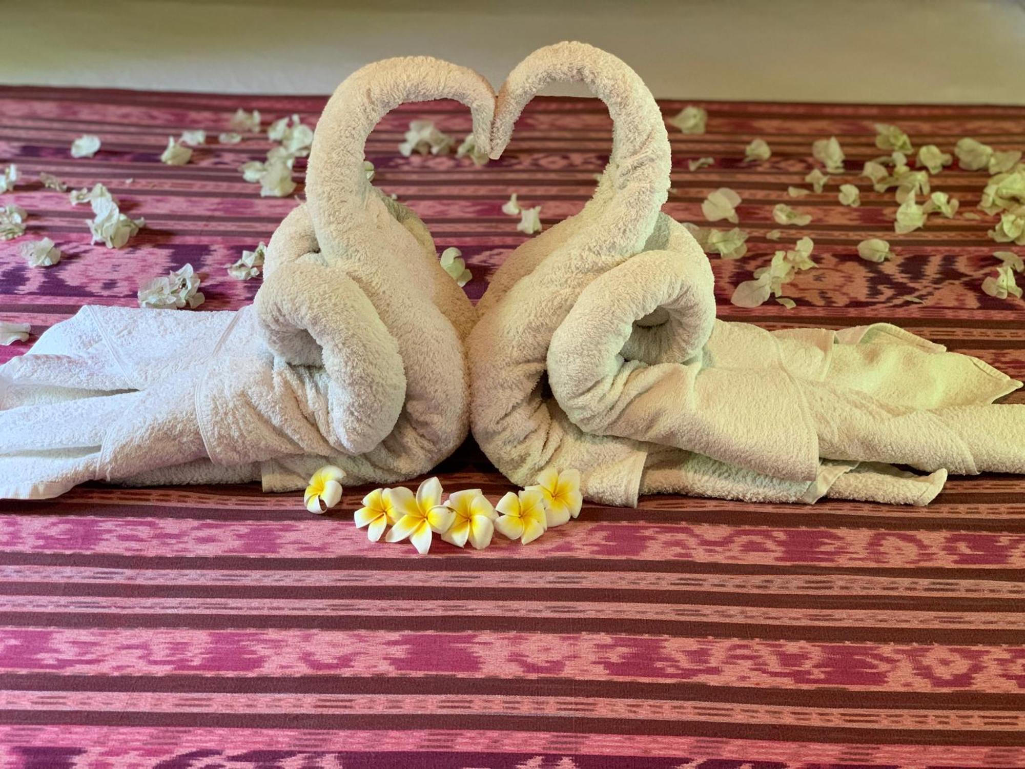 Diversia Diving Club & Bungalows غيلي تراوانغان المظهر الخارجي الصورة